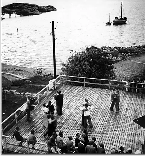 Copyright © AB Bovallstrands Badinrättning, www.badholmarna.com