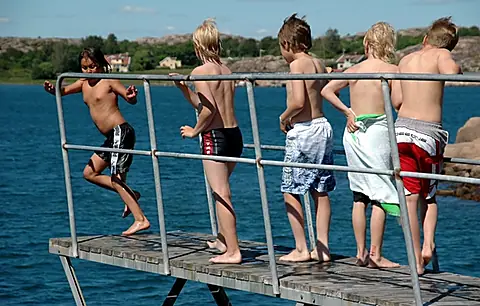 Copyright © AB Bovallstrands Badinrättning, www.badholmarna.com